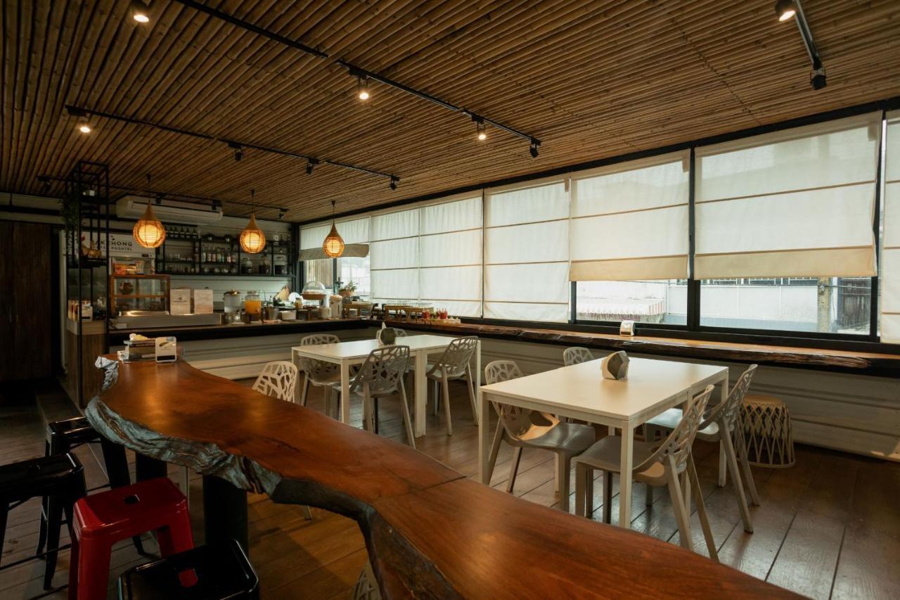 Pakchong Center Poshtel Hotel Eksteriør billede