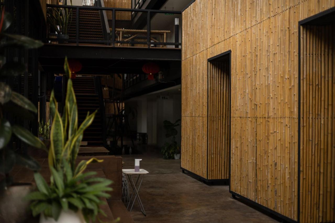 Pakchong Center Poshtel Hotel Eksteriør billede