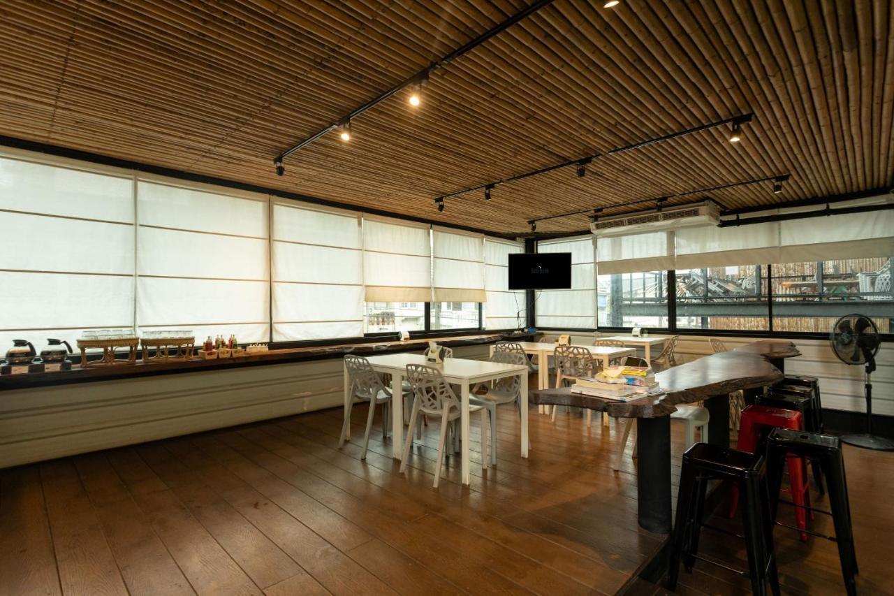 Pakchong Center Poshtel Hotel Eksteriør billede