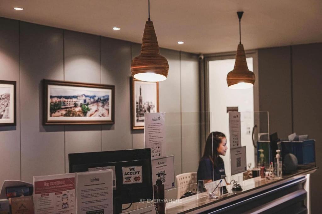 Pakchong Center Poshtel Hotel Eksteriør billede