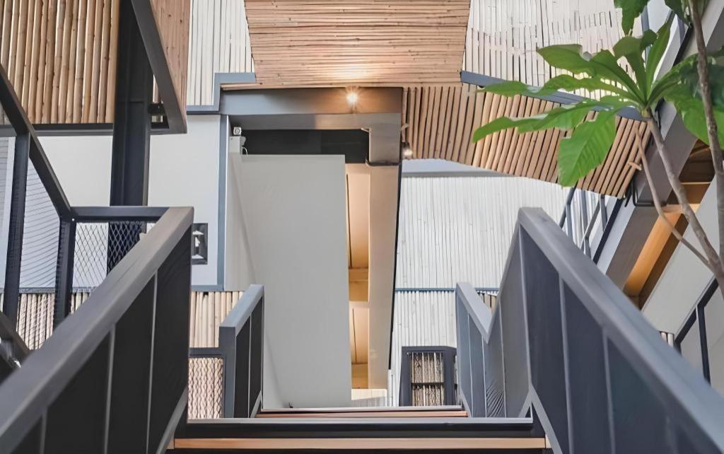 Pakchong Center Poshtel Hotel Eksteriør billede